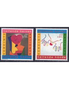 ONU VIENNA 2001 Anno dei volontari 2v MNH**