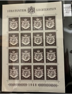 LIECHTENSTEIN Lotto di minifogli di vari anni MNH**