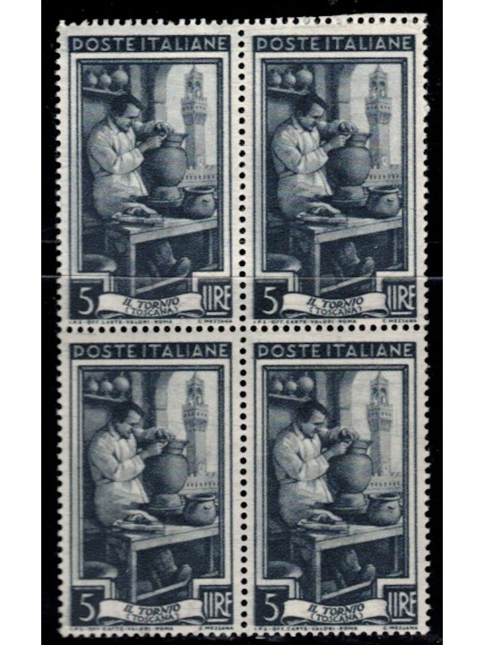 ITALIA 1950 Italia al lavoro L.5 in quartina MNH**