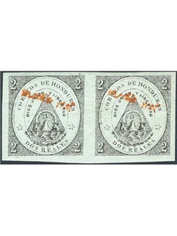 Honduras 1877 Stemma 2 r. verde grigio con soprast. rossa “medio real” in coppia orizzontale n° 9 Cat. € 160 (**)