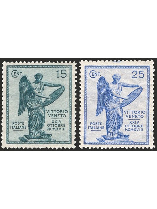 Italy 1921 Vittoria series No. 119/22 with excellent centring Cat. €150 (**)