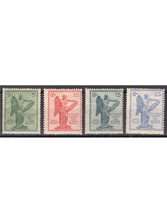 Italy 1921 Vittoria series no. 119/22 Cat. €30 (**)