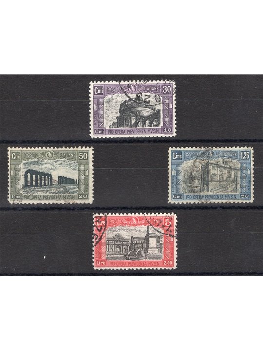Italia 1928 Milizia II serie n° 220/23 con annulli non garantiti in quanto poco leggibili Cat. € 1.250 (U)