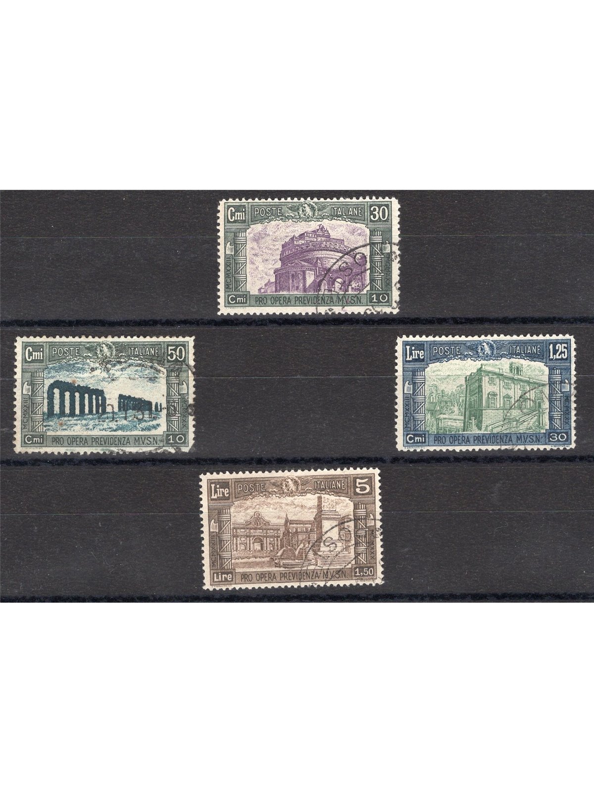 Italia 1930 Milizia III serie n° 272/75 con annulli non garantiti in quanto poco leggibili Cat. € 1.000 (U)