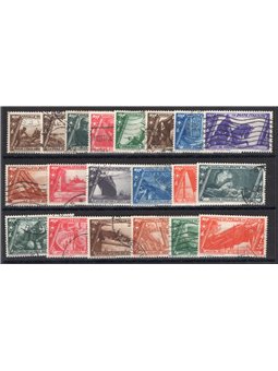 Italia 1932 Marcia su Roma serie n° 325/40 + P.A. 42/43 con annulli non garantiti in quanto poco leggibili Cat. € 1.200 (U)