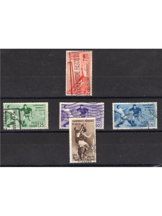Italia 1934 Calcio serie n° 357/61 con annulli non garantiti in quanto poco leggibili Cat. € 1.050 (U)