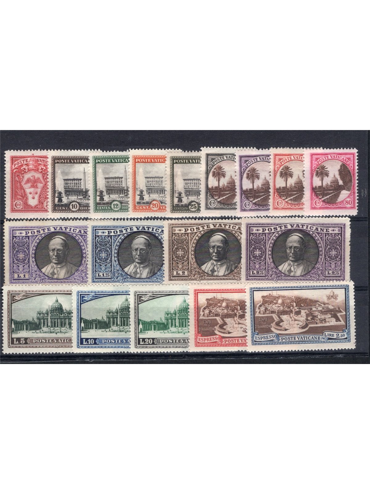Vaticano 1933 Giardini e Medaglioni serie n° 19/34 + Ex. 3/4 Cert. CiBaFil Cat. € 500 (**)