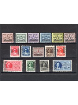 Vaticano 1931 Pacchi postali Conciliazione serie n° 1/15 Cat. € 150 (**)