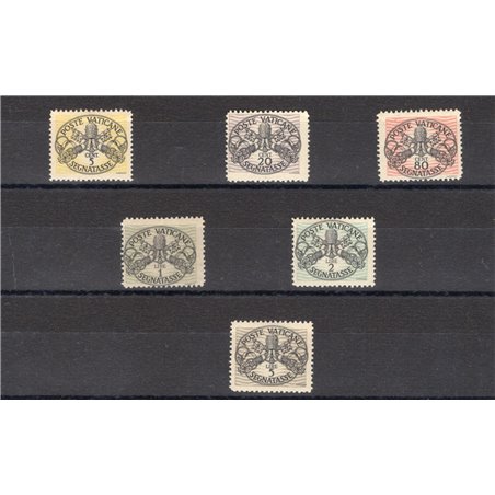 Vatican 1946 Revenue stamp featuring the Triregno and crossed keys with wide lines on white paper series No. 13/18 CiBaFil Cert.