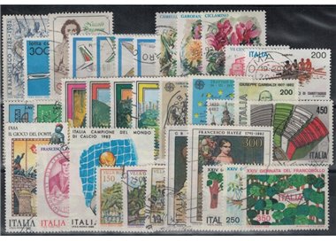 ITALY 1982 Complete Year 34v used