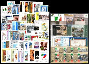 ITALY 2011 Complete Year 54v + 17 s/s MNH**