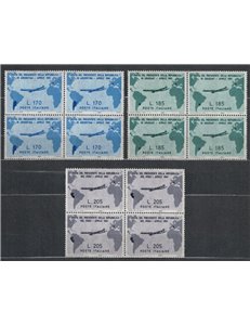 ITALIA 1961 Viaggi del Presidente Gronchi in quartina 3v MNH**