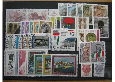 ITALY 1976 Complete Vintage 38v MNH**