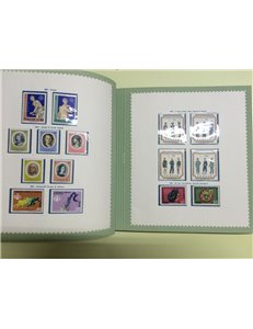 ITALIA 1971-1980 Collezione Completa su album e fogli Claxital