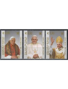 VATICANO 2005 Inizio Pontificato di Benedetto XVI 3v MNH**