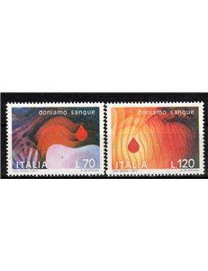 ITALIA 1977 Donatori di sangue 2v MNH**
