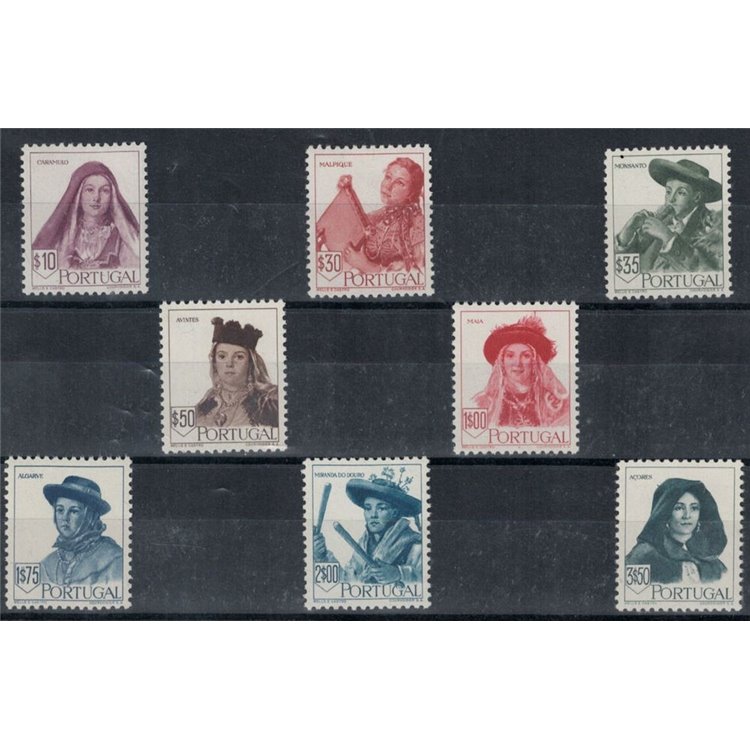 PORTUGAL 1947 Regional costumes 8v MNH**