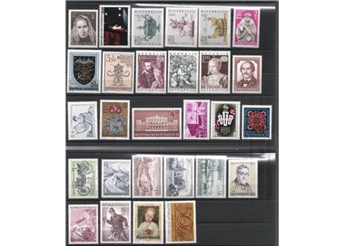 AUSTRIA 1971 Complete vintage 28v MNH**