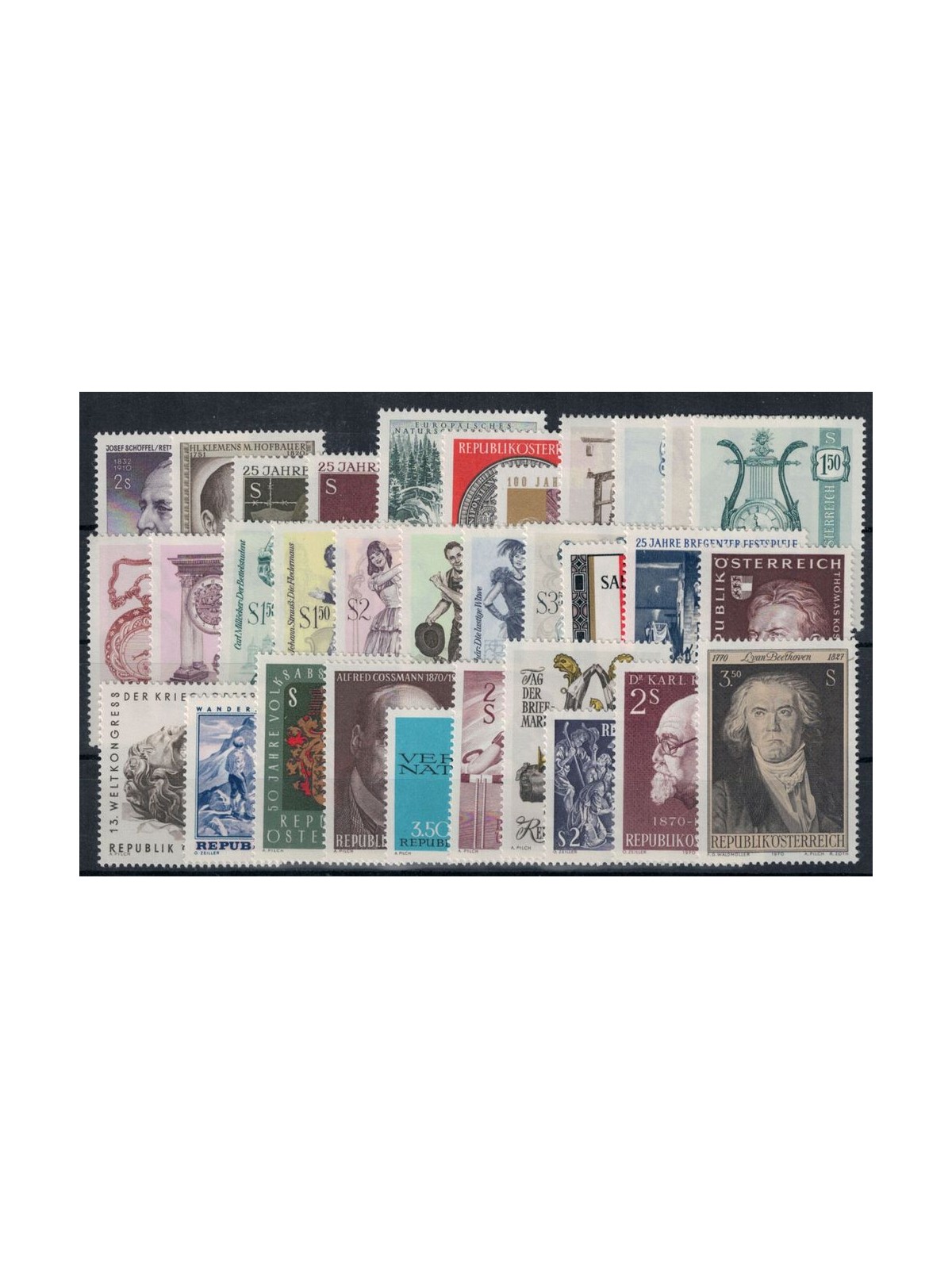 AUSTRIA 1970 Complete vintage 32v MNH**
