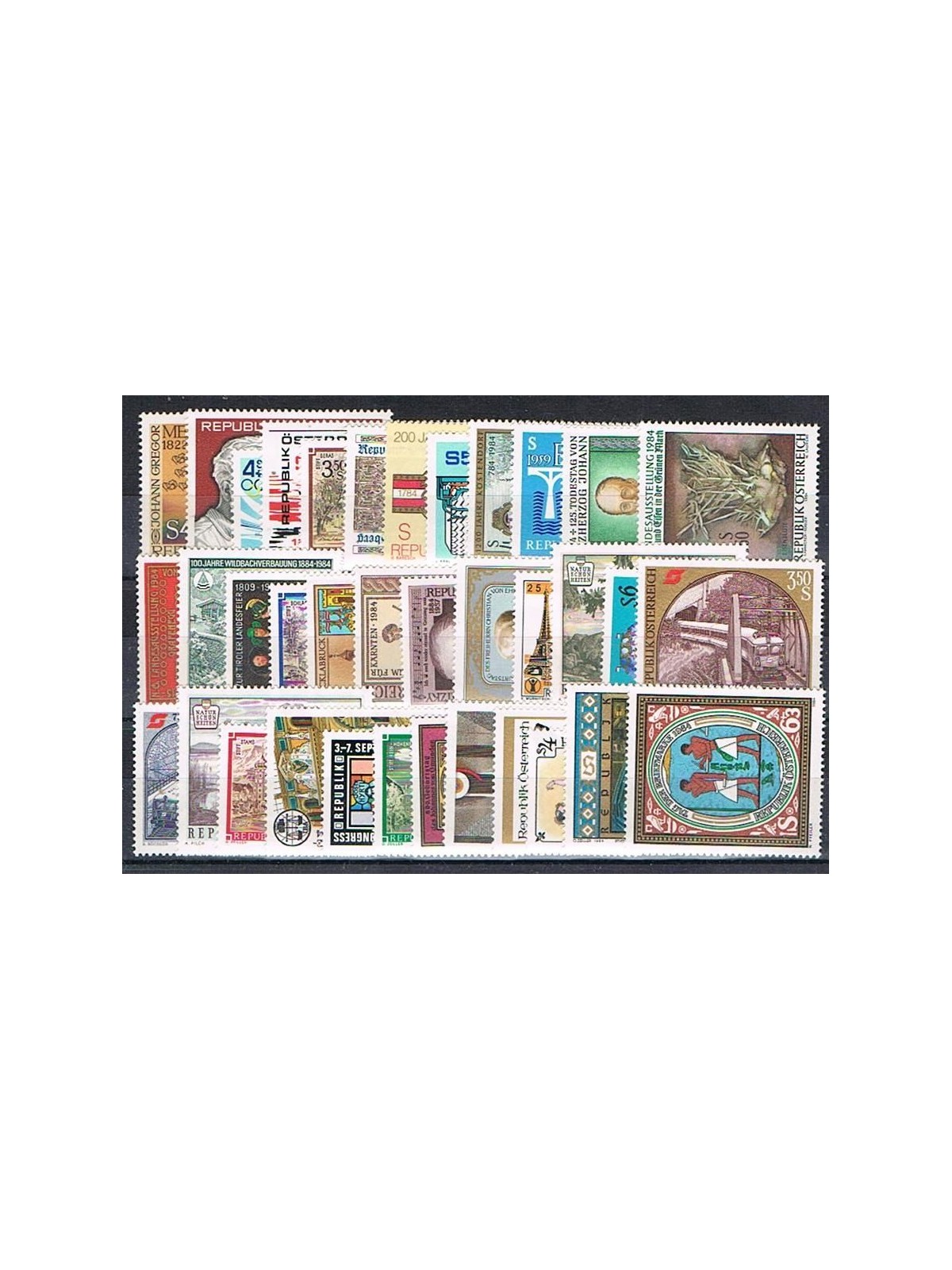 AUSTRIA 1984 Annata completa 36v MNH**