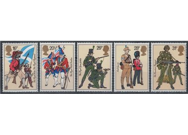 GRAN BRETAGNA 1983 Uniformi militari 5v MNH**