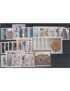 BERLIN 1988 Complete year 32v MNH**