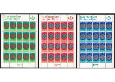 LIECHTENSTEIN 1977 Monete e medaglie 3 MF MNH**