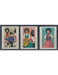 LIECHTENSTEIN 1977 Costumi nazionali 3v MNH**