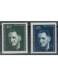 GERMANY DDR 1957 Bertolt Brecht 2v MNH**