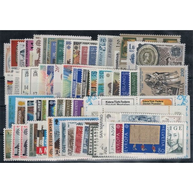 EUROPE CEPT 1982 Complete Year 71v MNH**