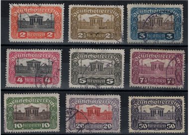 AUSTRIA 1919-21 Parliament Building 9v used