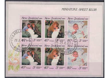 NEW ZEALAND 1989 Child Health 1 s/s us
