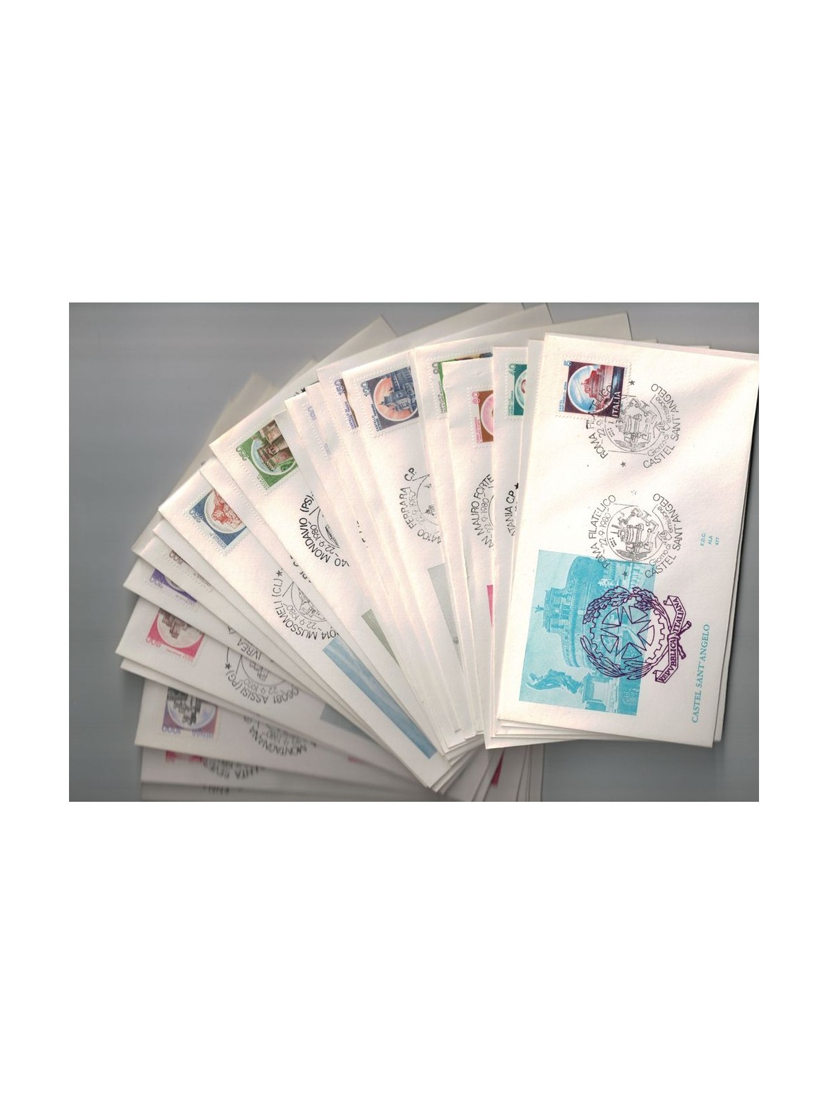 ITALIA 1980 FDC (Ala) Castelli 27 Buste Ala