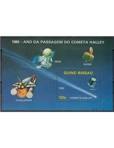 GUINEA-BISSAU 1986 Halley's Comet s/s MNH**