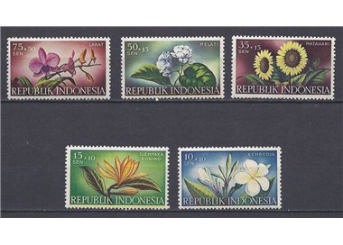 INDONESIA 1957 Pro opere di beneficenza, fiori 5v MNH**