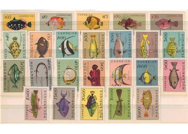 MOZAMBICO 1951 Serie ordinaria, pesci 24v MNH**