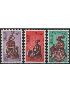 SOMALIA 1968 Arte somala, attività domestiche 3v MNH**