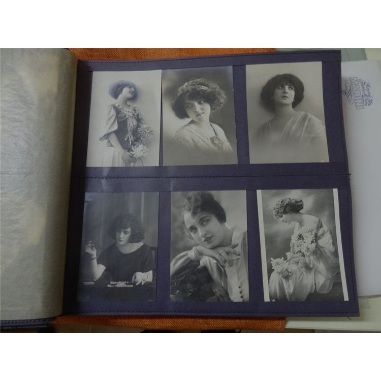 COLLEZIONE di 302 cartoline anni 40 e 50, la maggior parte viaggiate