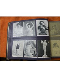 COLLEZIONE di 302 cartoline anni 40 e 50, la maggior parte viaggiate