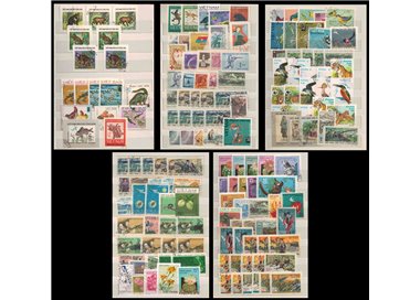 VIETNAM DEL NORD Lotto di circa 160 francobolli us