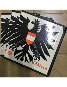 AUSTRIA 1945-1996 Collezione quasi completa montata su album e fogli Bolaffi MNH**