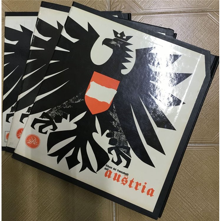 AUSTRIA 1945-1996 Almost complete collection mounted on Bolaffi albums and sheets MNH**