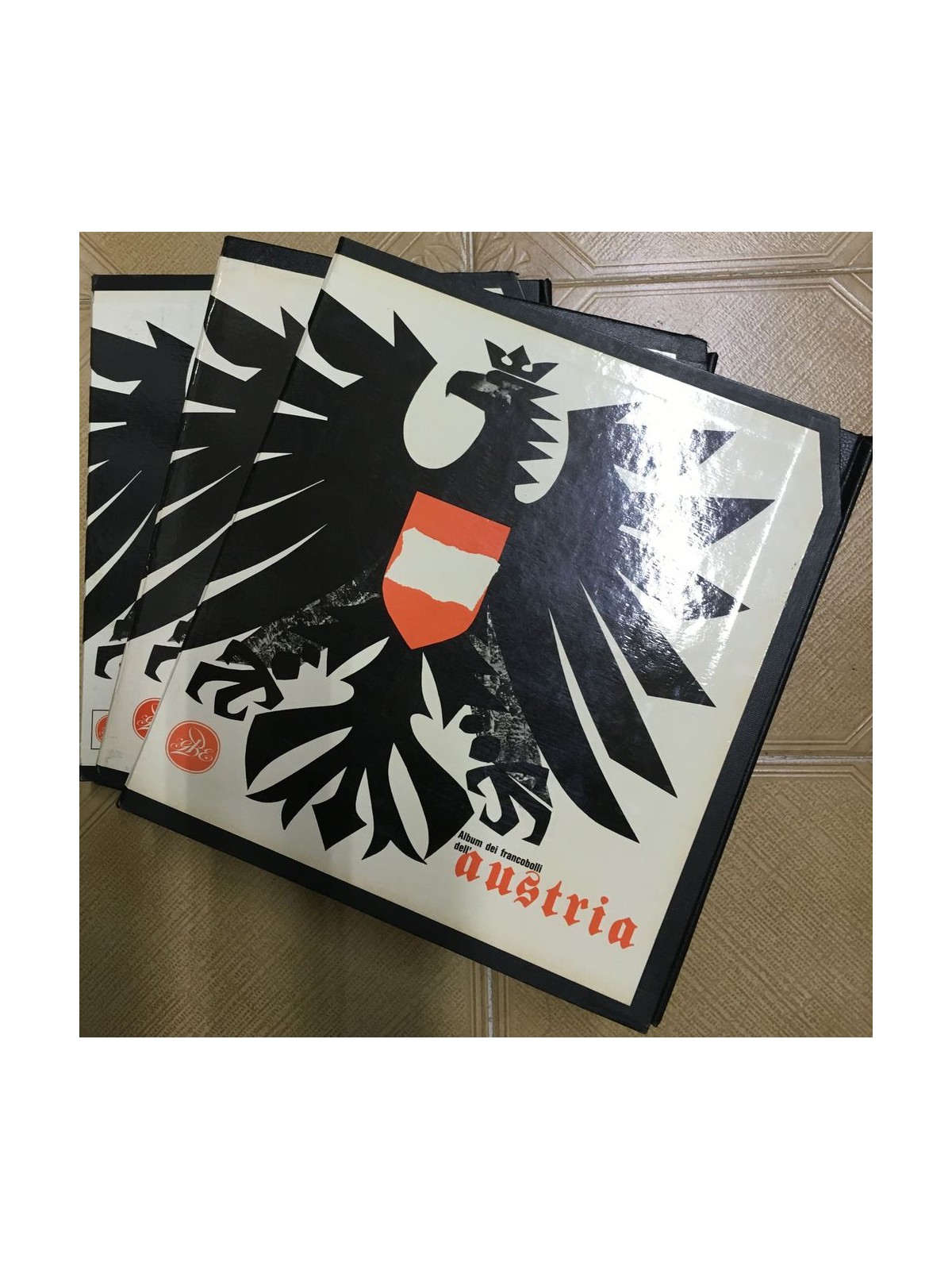 AUSTRIA 1945-1996 Almost complete collection mounted on Bolaffi albums and sheets MNH**