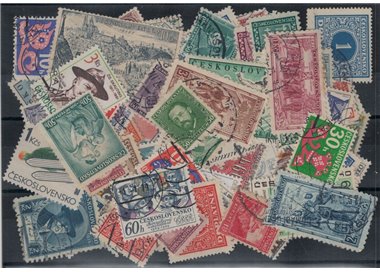 CZECHOSLOVAKIA Lot of 100 used stamps all different in complete sets (2)