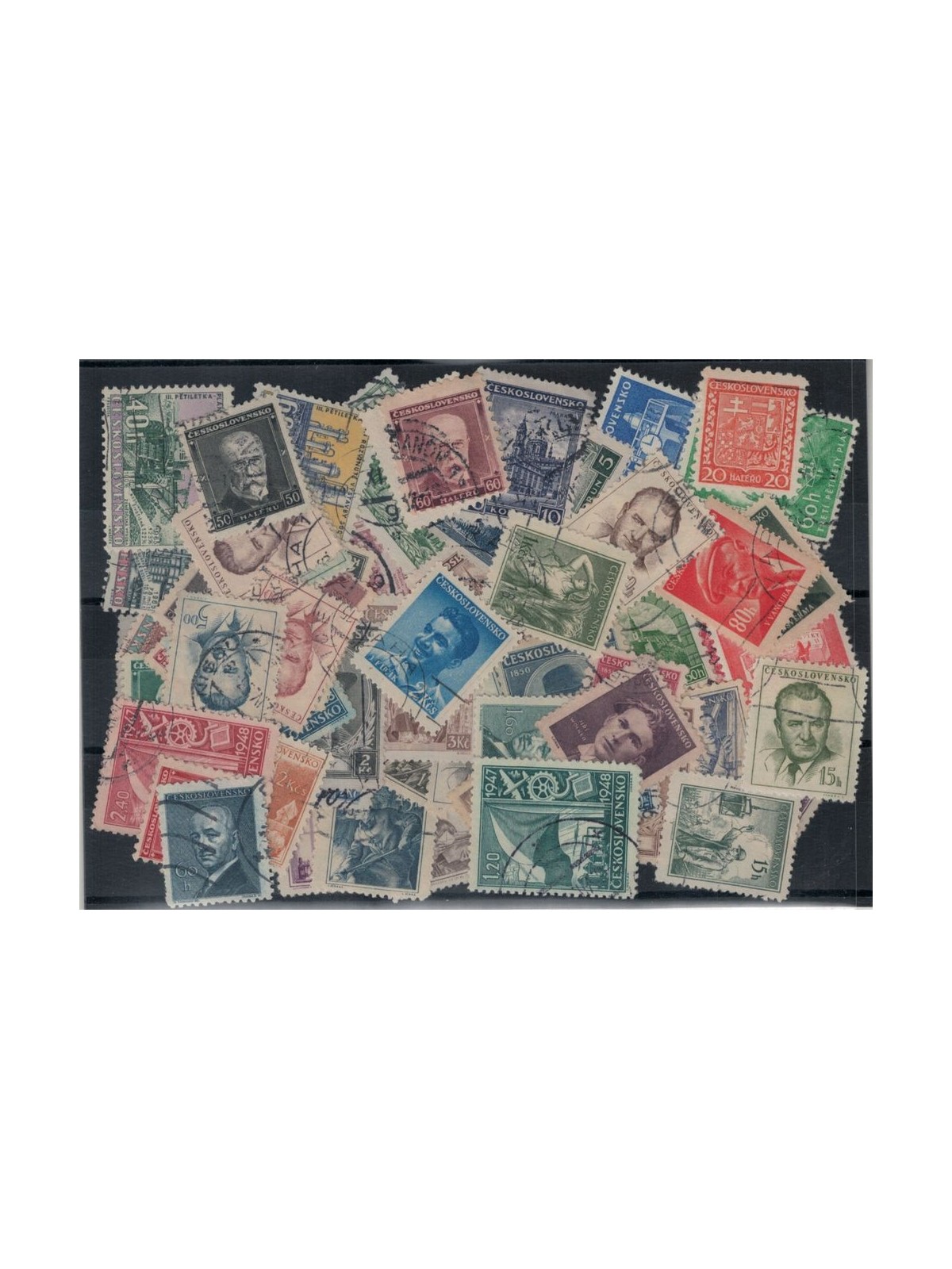 CZECHOSLOVAKIA Lot of 100 used stamps all different in complete sets (6)