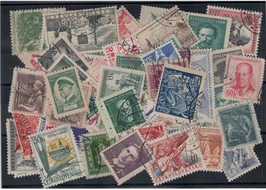 CZECHOSLOVAKIA Lot of 100 used stamps all different in complete sets (7)