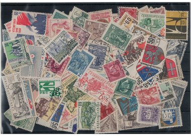CZECHOSLOVAKIA Lot of 200 different used stamps in complete sets
