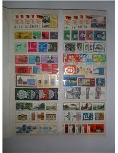 GERMANIA DDR/REICH/SAAR/BADEN Classificatore con francobolli