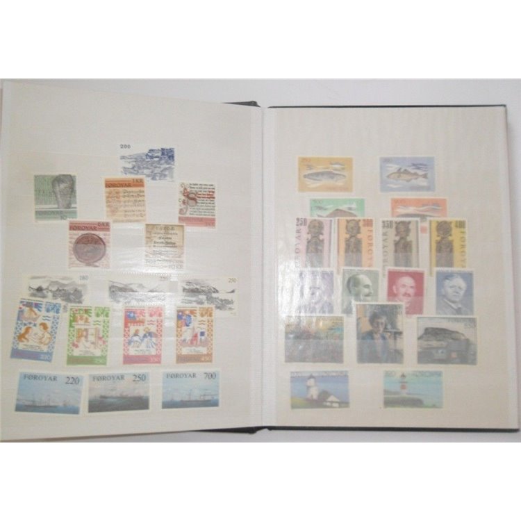 ISOLE FAEROER 1970-80-90 Classificatore con francobolli MNH**