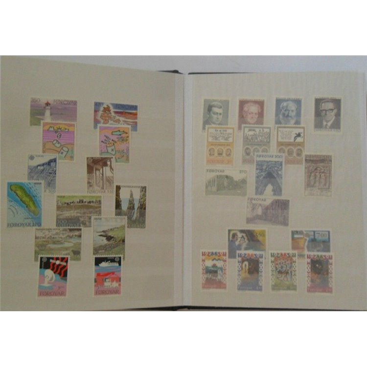 ISOLE FAEROER 1970-80-90 Classificatore con francobolli MNH**